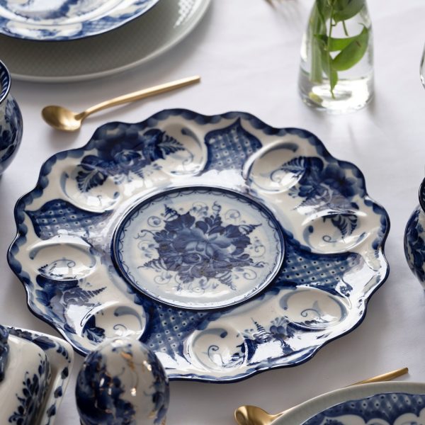 Тарелка для яиц Восточная роза Кустаревой диаметр 27 см.