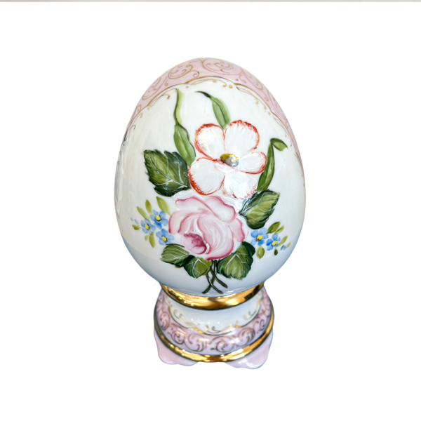 Яйцо малое Подарочное в росписи Устюхиной с букетами