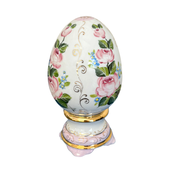 Яйцо малое Подарочное в нежной росписи Устюхиной