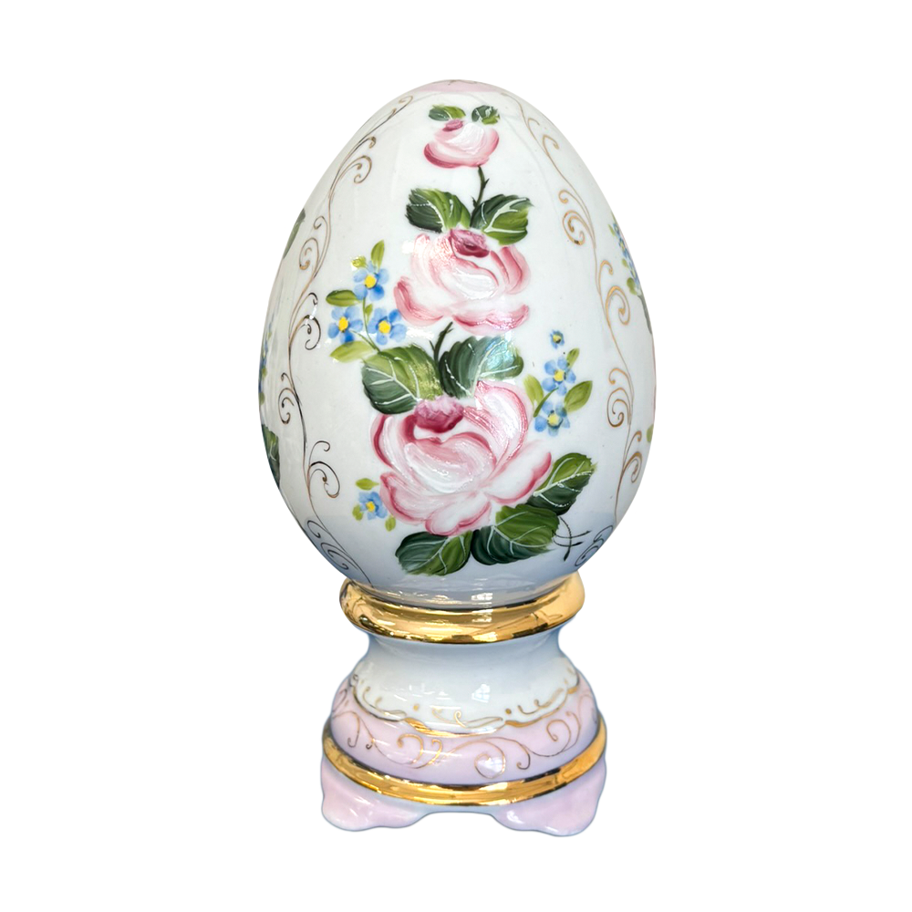 Яйцо малое Подарочное в нежной росписи Устюхиной